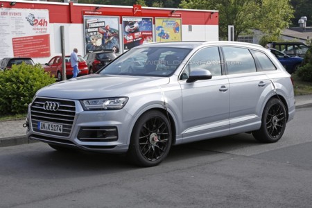 Anda mira, el Audi SQ7