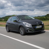 El nuevo Peugeot 208 eléctrico será una versión más del auto, por lo que no tendrá mayores diferencias estéticas