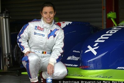 La hija de Jacky Ickx en el DTM