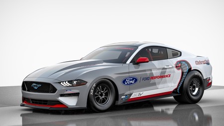El Ford Mustang Cobra Jet 1400 es el primer dragster 100% eléctrico de Ford, y es una bestia silenciosa de 1.400 CV