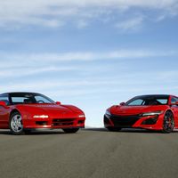 El Acura/Honda NSX cumple 30 años de ponerse al tú por tú con los superautos europeos 