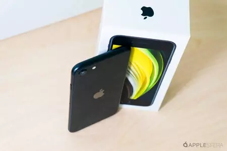 アップルのiphone se