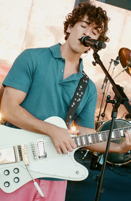 Guitarricadelafuente Tiene El Corte De Pelo Definitivo Para No Parecer Despeinado Pero Verse Siempre Cool Asi Es El Curly Shag