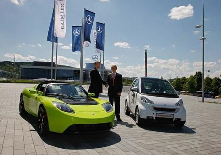 Daimler reconoce que invertir en Tesla fue una gran idea