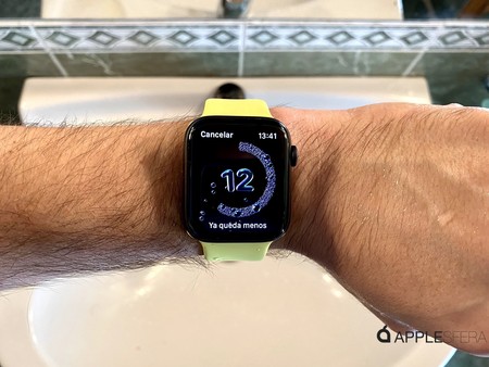 Sigue lavándote las manos: así es la función de watchOS 7 que te ayuda a hacerlo de forma correcta y automática