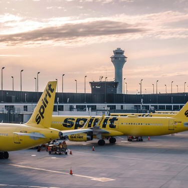 Aviones de Spirit Airlines en el aeropuerto