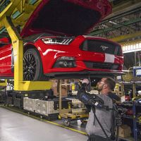 Video: Así funcionan los exoesqueletos que utilizan los trabajadores de Ford