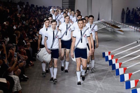 Moncler Gamme Bleu Primavera-Verano 2016 "La reinvención exquisita del estilo marinero"