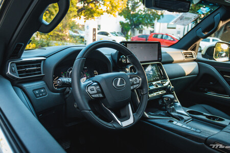 Lexus Es Ls Lx Primeras Impresiones Mexico Interior 1