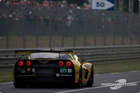 24h_lm_corvettec6r_gt1_63_oconnell_magnussen_garcia_trasera.jpg