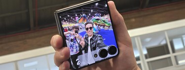 Nos llevamos el Galaxy Z Flip7 al SOFA 2025 para poner a prueba su FlexWindow, así como la IA y capacidades del sistema de cámaras del plegable insignia de Samsung