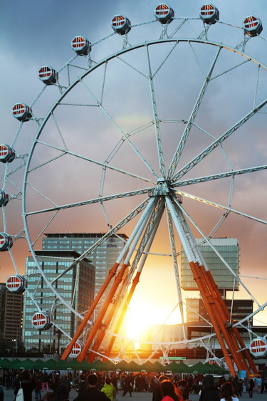 Enciende el transistor, es hora de mover el esqueleto. ¡Disfruta del viernes! 