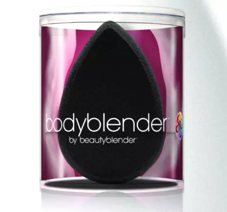 Beautyblender crece (y mucho): esta es la novedad de la esponja más famosa del mundo