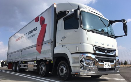 Los convoyes de camiones sin conductor ya son una realidad que se está probando en Japón