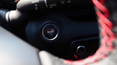 Toyota Yaris Gr Sport 7