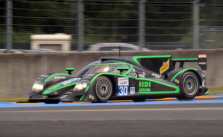 Lola B12/80