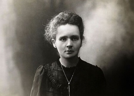 Medium Marie Curie The Scientist Card 53e3670423