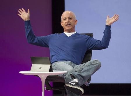 Sinofsky recibe 14 millones de dólares y no podrá hablar mal de Microsoft