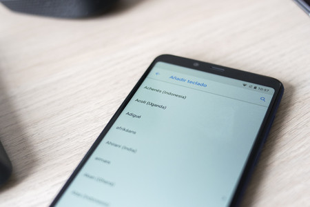 Gboard mejora el reconocimiento de voz sin conexión en los teléfonos Pixel: ahora más rápido y preciso