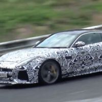 El nuevo Jaguar F-Type SVR nos saluda desde el Nürburgring