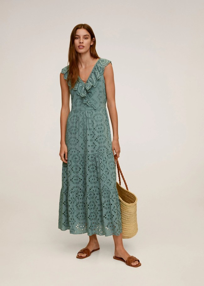 Estos son los nueve nuevos vestidos de Mango que vamos a querer lucir