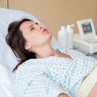 La justicia reconoce a una embarazada el derecho a elegir entre dar a luz por parto natural o cesárea: una sentencia pionera  