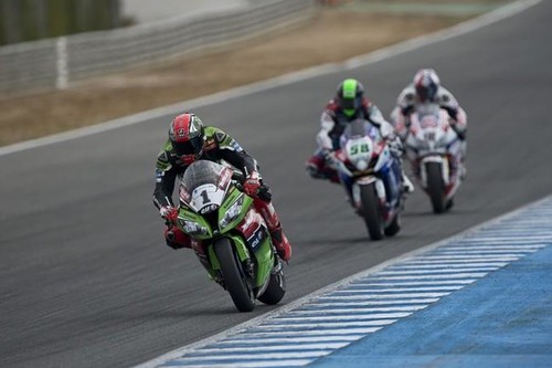 Superbikes Francia 2014: match ball para Tom Sykes 