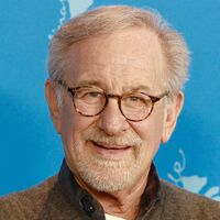 Steven Spielberg defiende las salas de cine: "No hay nada de malo en ver una película en casa. Yo he visto muchas así, pero no es un evento" 