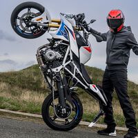 BMW tiene una nueva arma para el carnet A2: 48 CV y un embrague que funciona solo por menos de 7.000 euros