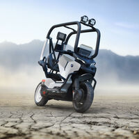 BMW ha revivido su legendaria moto con techo. Ahora es eléctrica, y ni siquiera hace falta llevar casco 