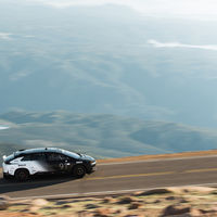 Faraday Future arrebata a Tesla el récord al "eléctrico de producción" más rápido en Pikes Peak