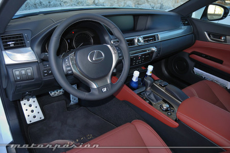 Lexus GS 300h