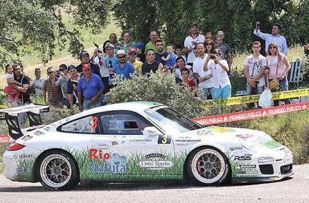 Triunfo de los hermanos Vallejo con su nuevo Porsche en el Sierra Morena