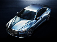 Skyline, un Nissan con logo Infiniti, que no pone Infiniti