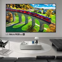 LG lanza en España sus nuevas Smart TV MRGB con webOS: prometen una cobertura de color del 100 % y diagonales de hasta 100"  