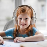 Los mejores 15 podcasts para niños: cuentos, historias y educativos para escuchar durante la cuarentena
