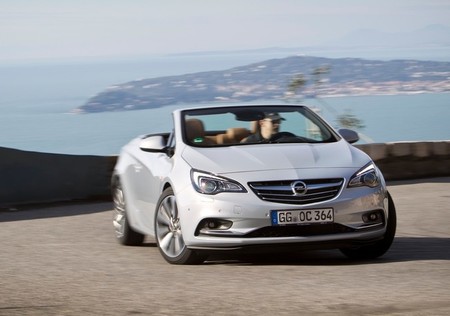 Opel Cabrio 2013, vista frontal