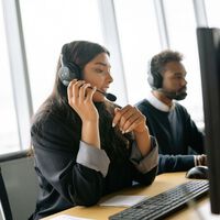 Morena quiere frenar el spam telefónico de bancos en México: ahora necesitarán tu permiso real para llamarte 