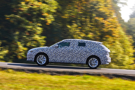 Skoda Scala camuflado