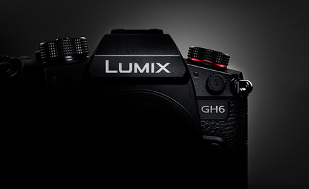 Panasonic Lumix GH6, confirmado el nuevo buque insignia de la familia Lumix G para este 2021 con nuevo sensor y procesador