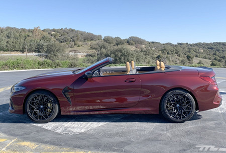 BMW M8 Cabrio Competition lateral