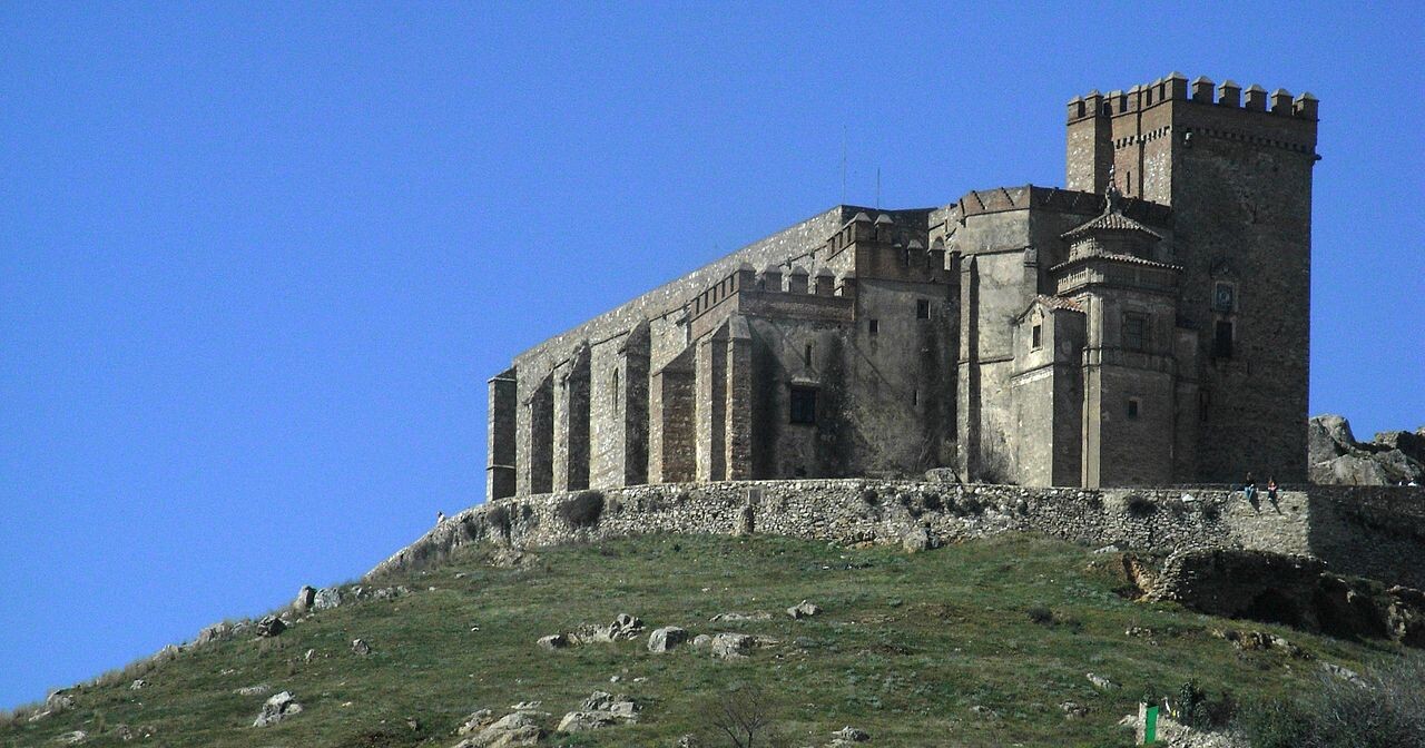 La ruta de los castillos serranos del Parque Natural Sierra de Aracena y Picos de Aroche