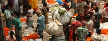 Cuando a las 10 de la mañana ya hay 40°C solo hay una forma de sobrevivir, y en India se han convertido en expertos