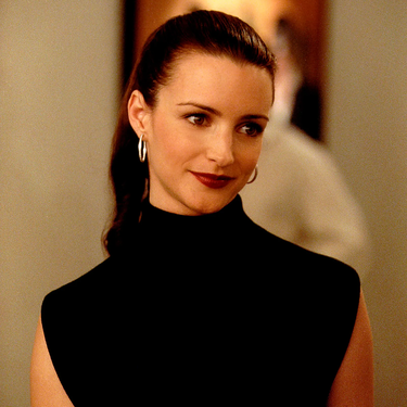 Del armario de tu madre al tuyo: el regreso del top sin mangas más estiloso de los 90 y cómo llevarlo este 2026