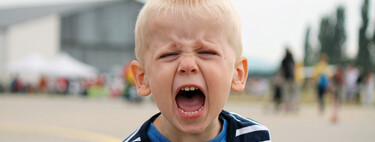 Esto es lo que sucede en el cerebro de tu hijo cuando está teniendo una rabieta: cómo gestionarlo 