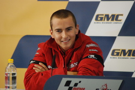Jorge Lorenzo "Me pone más ganar a Rossi que a Pedrosa"