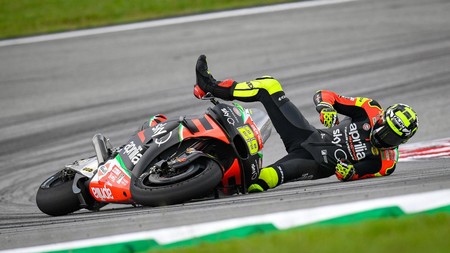 Iannone Crash Motogp 2019