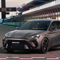 Asientos traseros extraíbles, cinturones de cuatro puntos y más potencia: el CUPRA León VZ TCR es casi un auto de carreras 