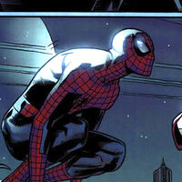 Un fan de Marvel ha enfrentado al Capitán América contra Spider-Man y le ha llovido una morterada de cifras y lore por parte de la comunidad 