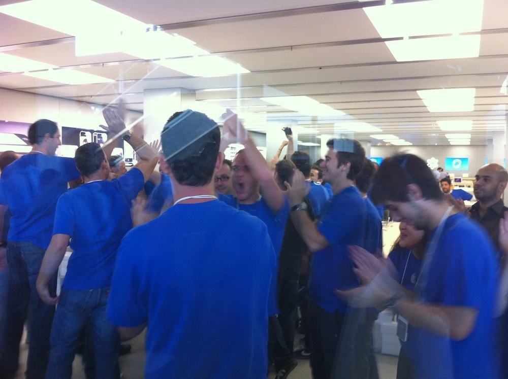 Foto de Inauguración Apple Store La Maquinista (42/93)